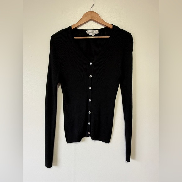 Vintage Pendleton Black V-Neck Button-Up Sweater Size Small - Picture 1 of 5